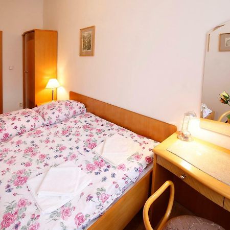 Apartman Moravska カルロヴィ・ヴァリ エクステリア 写真