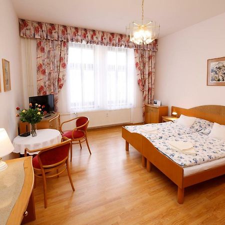Apartman Moravska カルロヴィ・ヴァリ エクステリア 写真